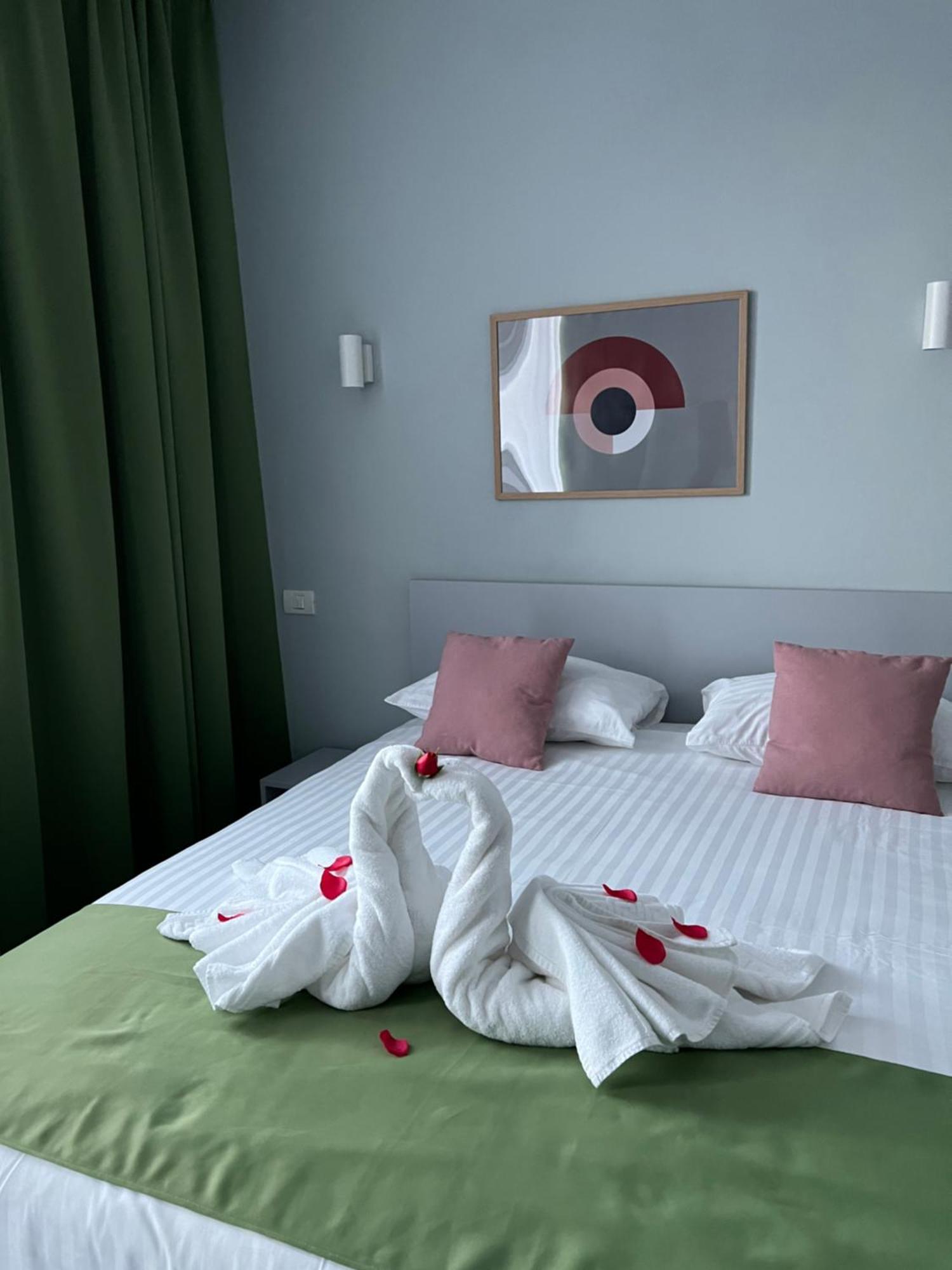 Astra Hotel Келіменешті Екстер'єр фото